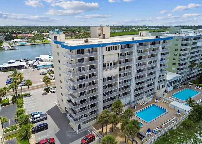 Castle Ii Oceanfront Apartamento